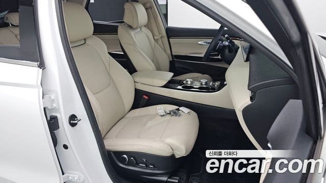 Genesis GV70 2024 — ფოტო 12/20