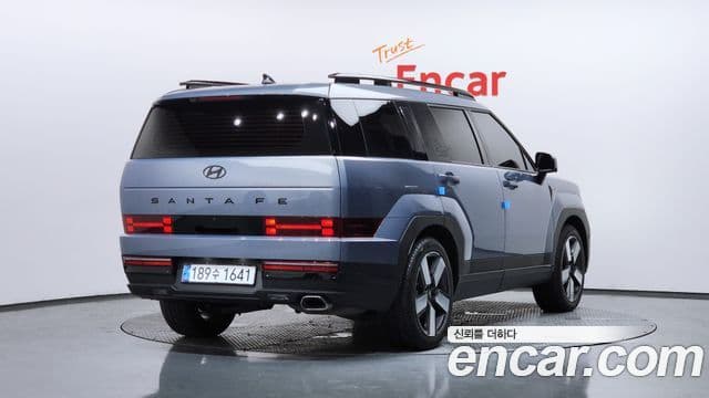 Hyundai Santa Fe 2024 — ფოტო 1/20