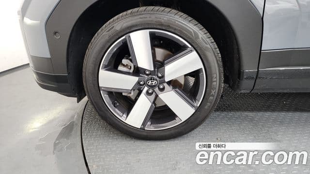 Hyundai Santa Fe 2024 — ფოტო 4/20