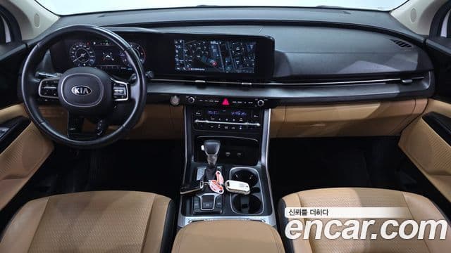 Kia Carnival 2021 — Фото 10/20