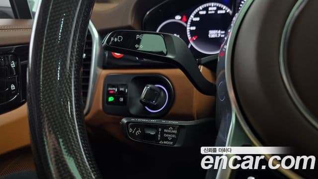 Porsche Cayenne 2021 — Şəkil 16/20