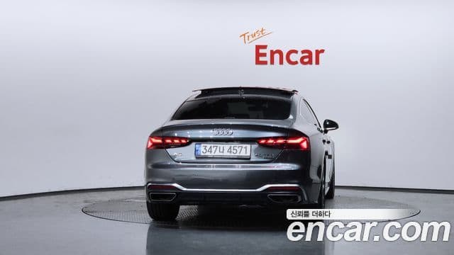 Audi A5 2022 — ფოტო 4/20