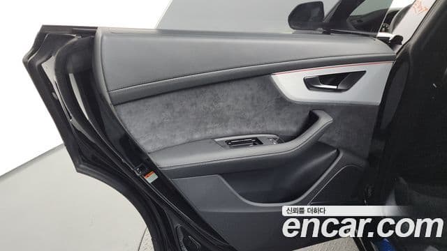 Audi Q8 2026 — Photo 28/37