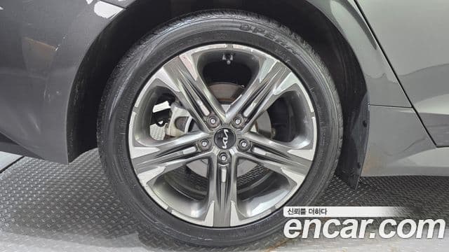 Kia K5 2023 — Şəkil 5/20