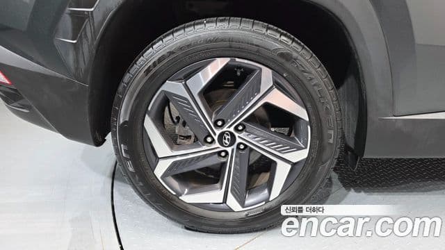 Hyundai The New Tucson 2023 — ფოტო 4/20