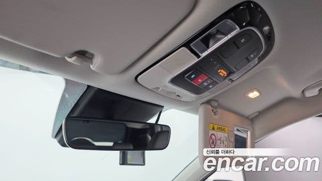 Hyundai Tucson Hybrid 2023 — Photo 17/32