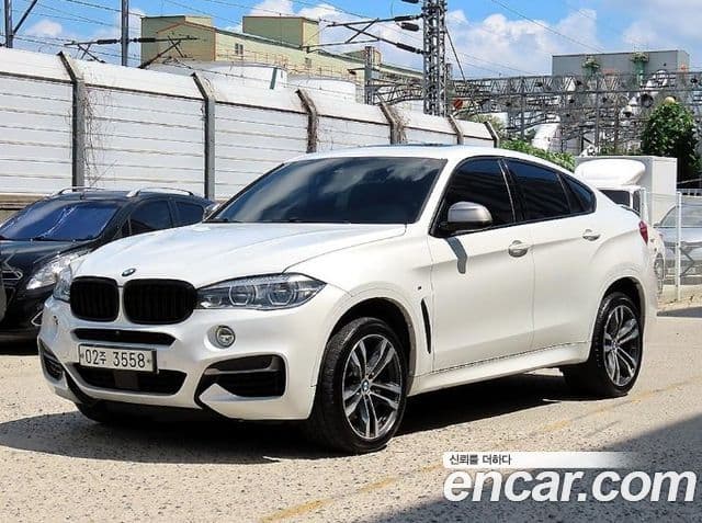 BMW X6 2018 — Şəkil 1/8