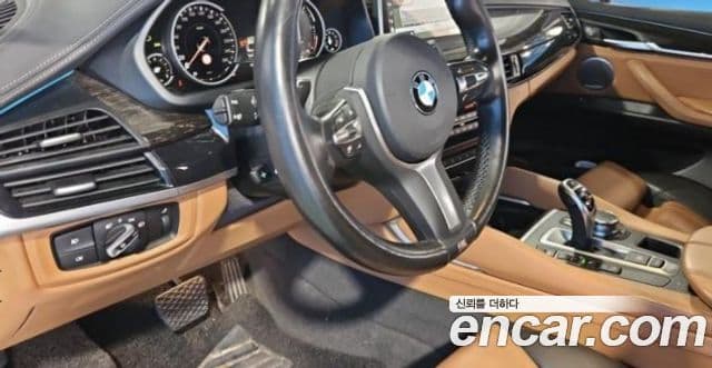 BMW X6 2018 — фото 4 из 8