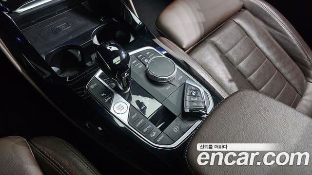 BMW X4 2022 — фото 9 из 20
