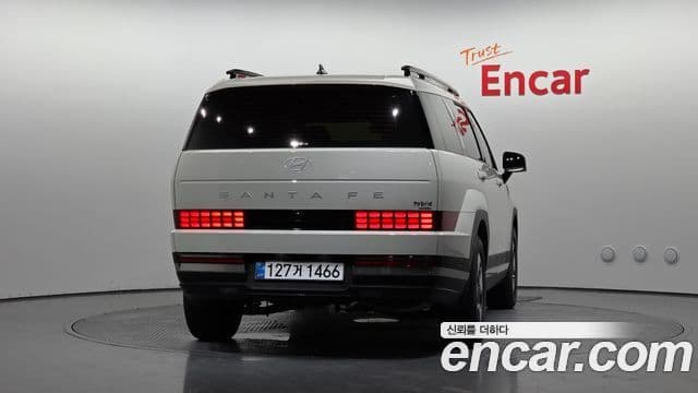 Hyundai Santa Fe 2025 — Photo 8/40