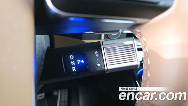 Hyundai Santa Fe 2025 — Photo 13/40