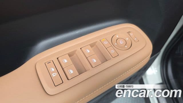 Hyundai Santa Fe 2025 — Photo 34/40