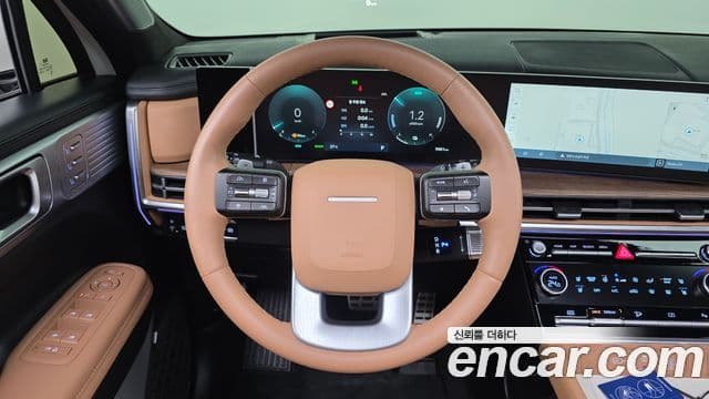 Hyundai Santa Fe 2025 — Photo 16/40