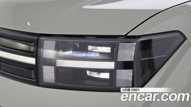 Hyundai Santa Fe 2025 — Photo 24/40