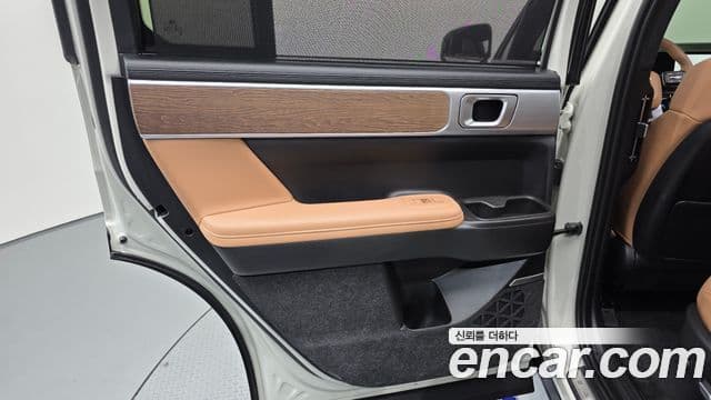 Hyundai Santa Fe 2025 — Photo 25/40