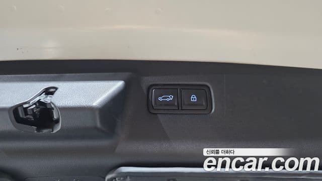 Hyundai Santa Fe 2025 — Photo 18/40