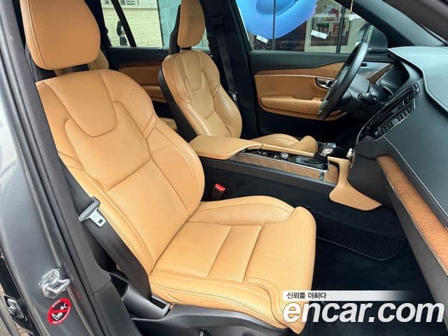 Volvo XC90 2019 — Şəkil 7/13