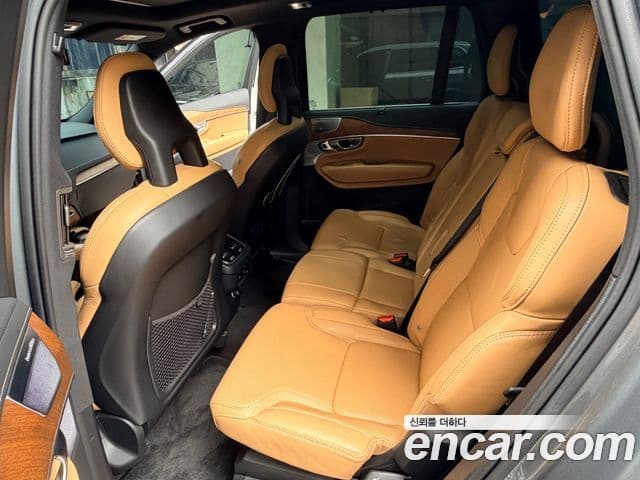 Volvo XC90 2019 — Şəkil 12/13