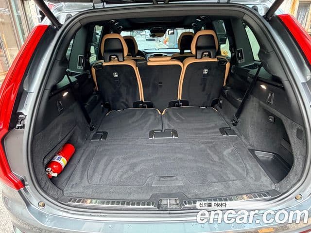 Volvo XC90 2019 — Şəkil 13/13