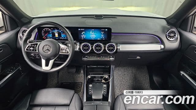 Mercedes-Benz GLB-Class 2022 — Şəkil 7/20