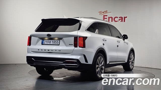 Kia Sorento 2021 — ფოტო 2/20