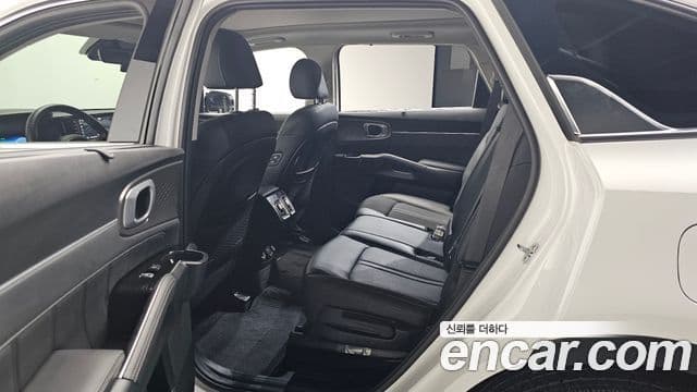 Kia Sorento 2021 — ფოტო 11/20