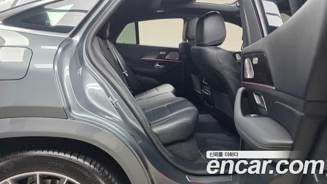 Mercedes-Benz GLE-Class 2023 — ფოტო 11/20