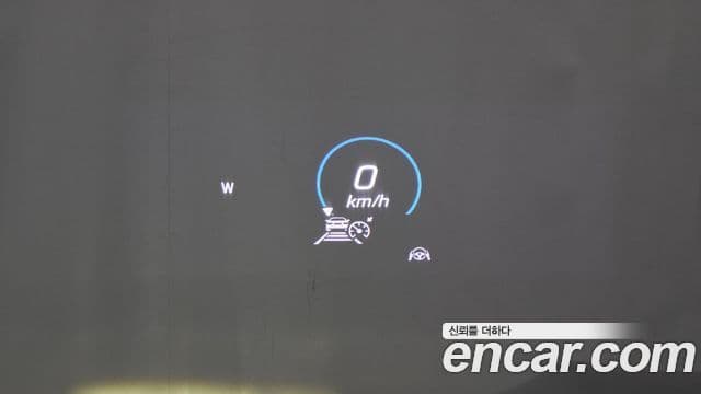 Mercedes-Benz GLE-Class 2023 — Photo 5/32