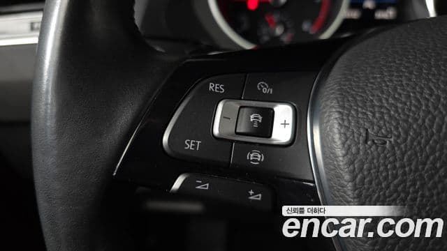 Volkswagen Tiguan 2019 — фото 15 из 20