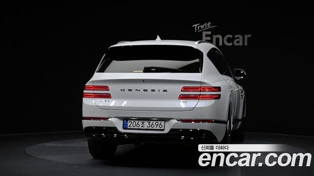 Genesis GV80 2021 — ფოტო 4/20