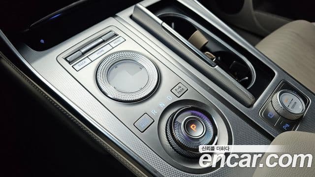 Genesis GV80 2021 — ფოტო 9/20