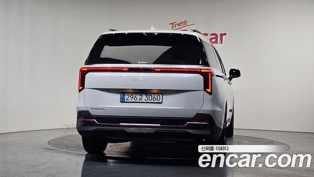 Kia Carnival 2024 — ფოტო 4/20