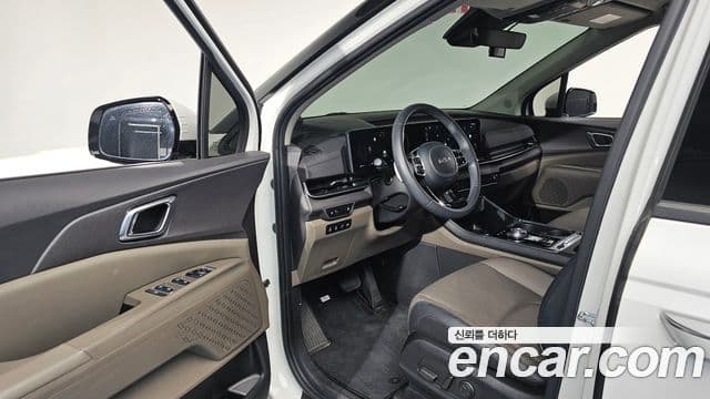 Kia Carnival 2024 — ფოტო 10/20