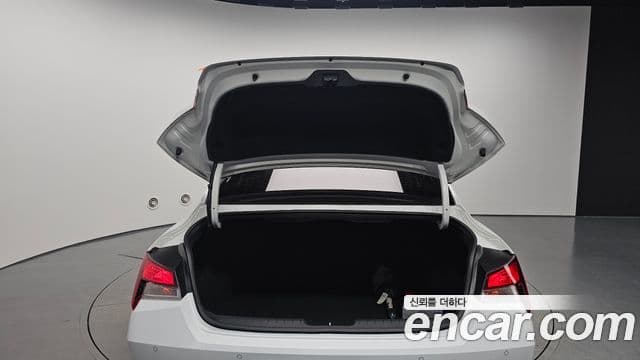 Hyundai Avante 2020 — Şəkil 20/20
