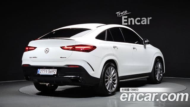 Mercedes-Benz GLE-Class 2024 — ფოტო 2/20