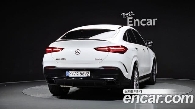 Mercedes-Benz GLE-Class 2024 — ფოტო 4/20