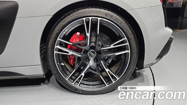 Audi R8 2021 — Photo 19/30