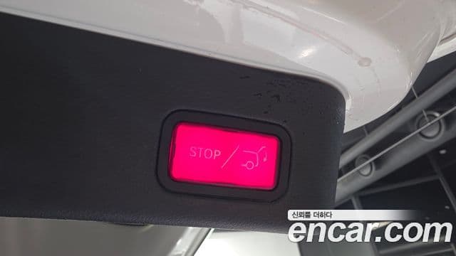 Mercedes-Benz GLE-Class 2018 — Photo 26/34