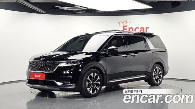 Kia Carnival 2021 — Фото 1/20