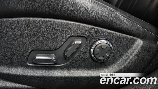 Genesis G80 2022 — Şəkil 25/38