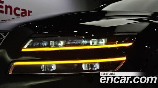Genesis GV80 2023 — ფოტო 16/35