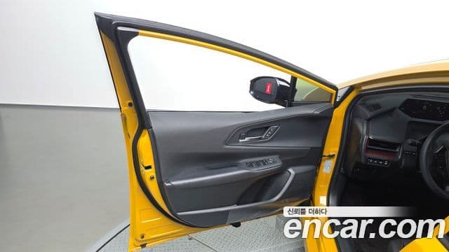 Toyota Prius 2026 — Photo 5/35