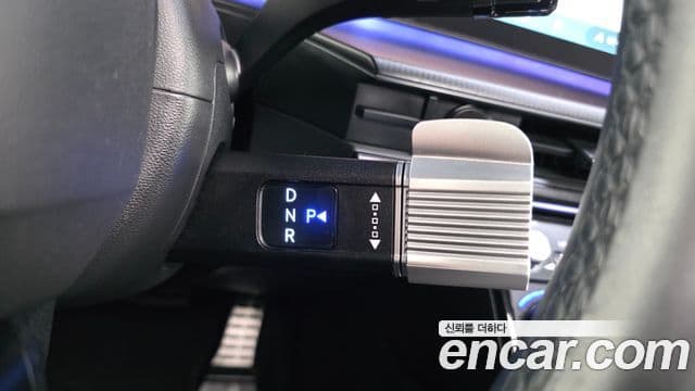 Hyundai Santa Fe 2025 — ფოტო 9/20