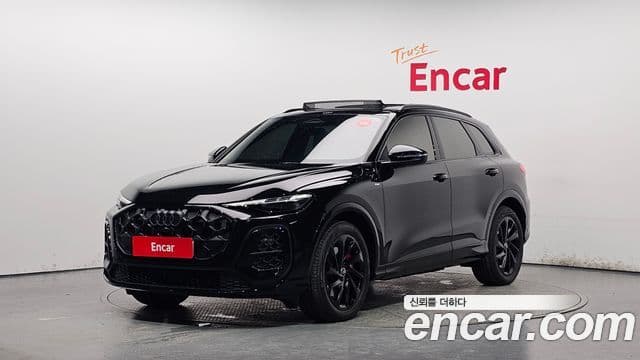 Audi Q5 2025 — ფოტო 1/20
