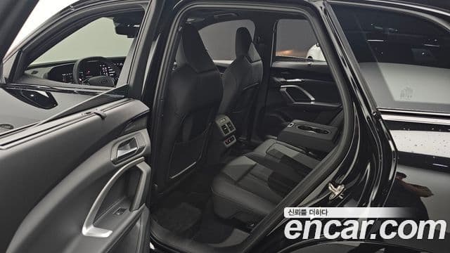 Audi Q5 2025 — ფოტო 12/20