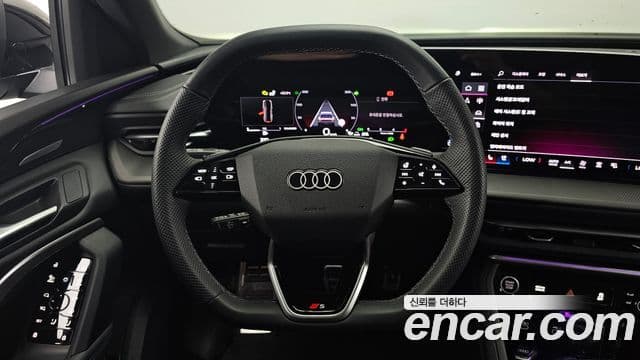 Audi Q5 2025 — ფოტო 13/20