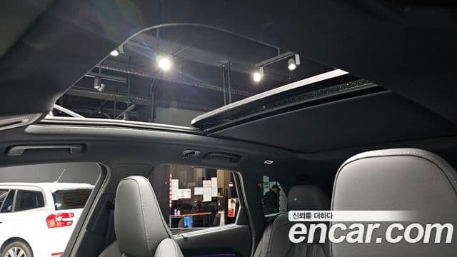 Audi Q5 2025 — Photo 21/36