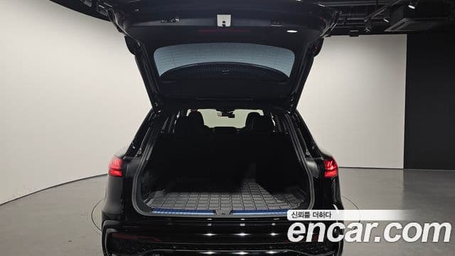 Audi Q5 2025 — Photo 12/36