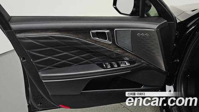 Kia K8 2022 — Photo 28/32