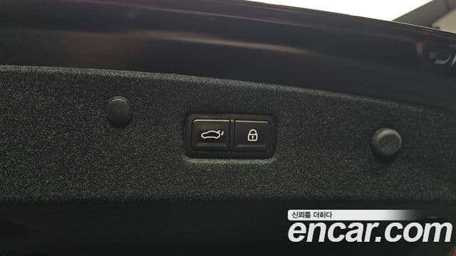 Kia K8 2022 — Photo 18/32